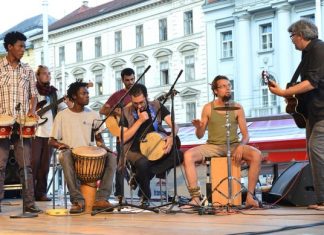 OSVJEŽENJE PO VRUĆINI: Pogledajte koncert u zagrebačkom tramvaju!