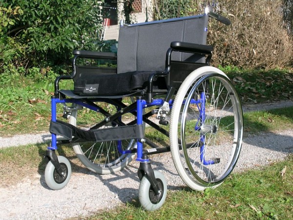 wheelchair-513766_640
