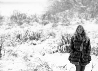 TOPLA PJESMA ZA HLADNE DANE: Poslušajte novi glazbeni hit Mile Elegović (VIDEO)