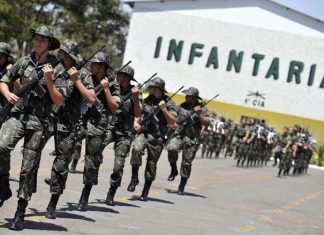 MLADI REKLI SVOJE: ‘Da ginemo za one koji će piti šampanjac i svoju djecu sklanjati na sigurno?’