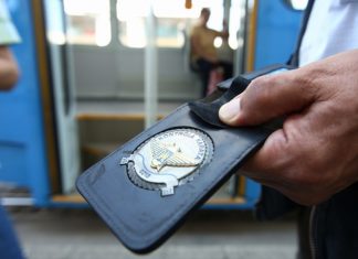 Muke po ZET kontroli: ‘Zatočili su nas u autobusu, ukrali nam iksicu i iskaznicu za knjižnicu te prijetili kaznom od 8.000 kn!’