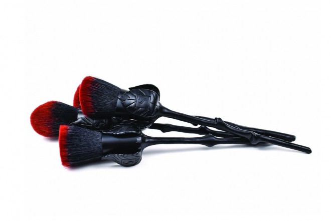 http _bae.hypebeast.com_files_2017_10_storybook-cosmetics-black-rose-brushes-3