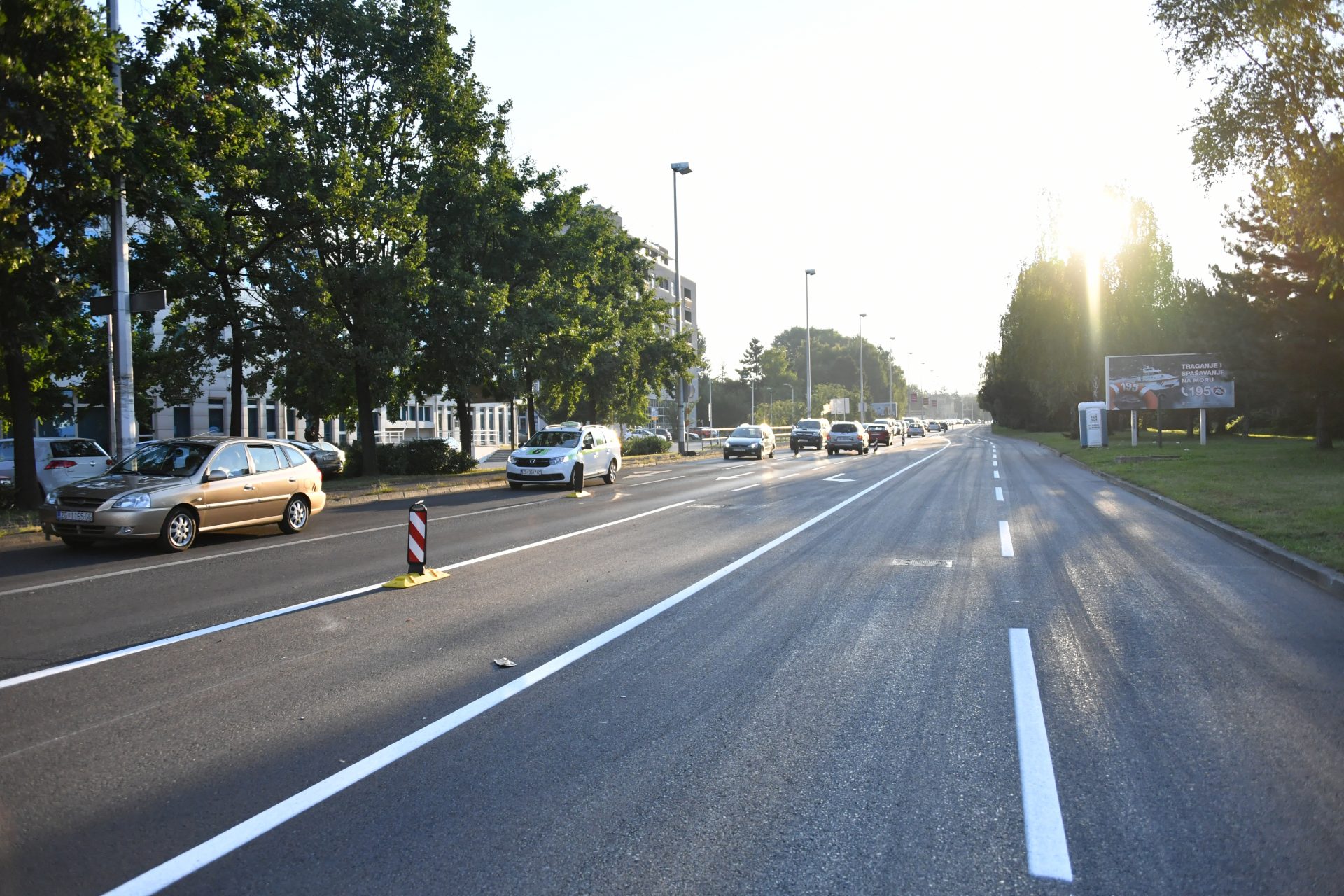 Radovi u Zagrebu Obnovljena Branimirova, na Mirogojskoj postavljena nova rasvjeta Zagreb.info