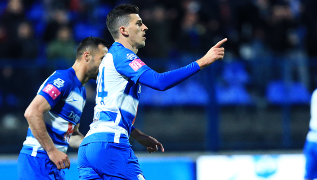 0000019733_650_370_cut