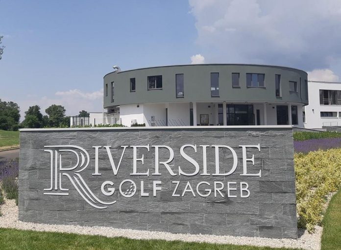 34755368_380121115824071_2566443607347167232_n