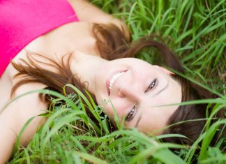 Ovog ljeta oduševite osmijehom: Donosimo prirodan recept za izbjeljivanje zubića!