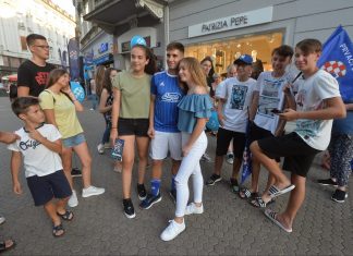 (FOTO) Ludilo u centru Zagreba: Modri obradovali svoje fanove!