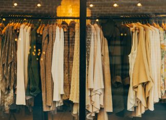 Monika pokazala ulov iz trgovine: ‘Kaput, jakna, veste, traperice i suknja manje od 50€ ‘