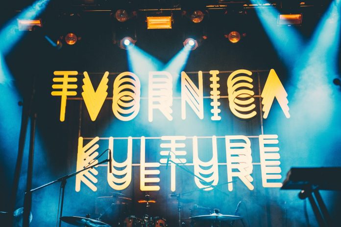 42306219_1930377343713022_5237892971738693632_o