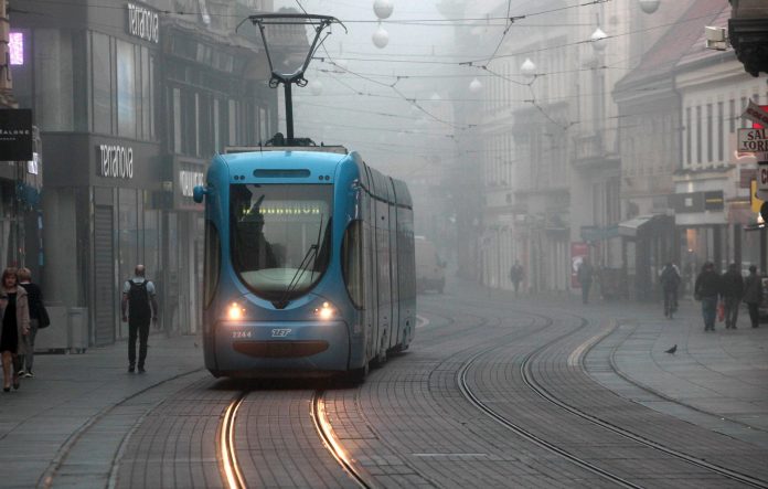 magla_zagreb3- zet tramvaj