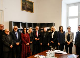 Susret Bandića i kardinala Bozanića: Evo o kojim temama su razgovarali