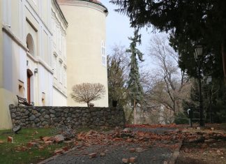 Jučer zaprimljeno preko pet tisuća poziva onih čiji su domovi oštećeni