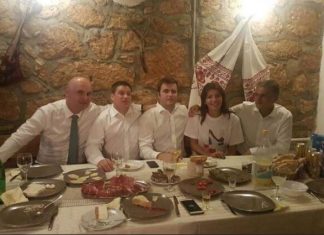 EVO TKO JE JEO I PIO S JOSIPOM RIMAC: A gdje su sad? Društvenim mrežama se proširila zanimljiva fotografija…