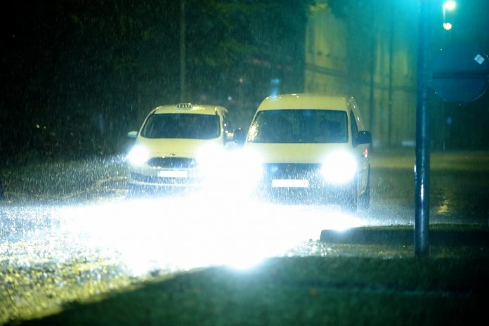 Snažno grmljavinsko nevrijeme pogodilo je Zagreb
