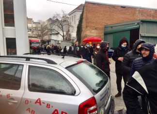 SVI ŽELE POMOĆI! Zagrepčani ispred Petrove čekaju i do tri sata kako bi darivali krv