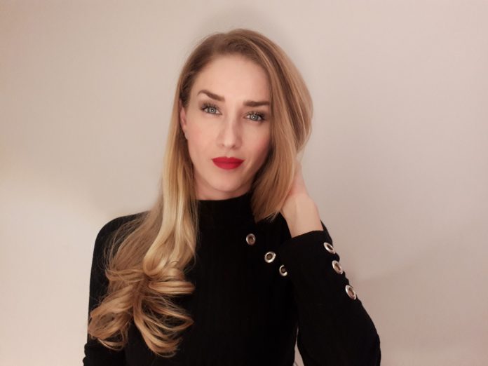 Alena Nezirević Anezi