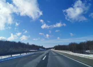 PAS NA AUTOCESTI! Ako ste na putu, pripazite. Vrijeme će biti iznadprosječno toplo, možda malo kiše