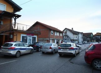 UBOJSTVO U RANU ZORU: Policija uhitila 21-godišnjaka, u obiteljskoj kući pronađen mrtav muškarac