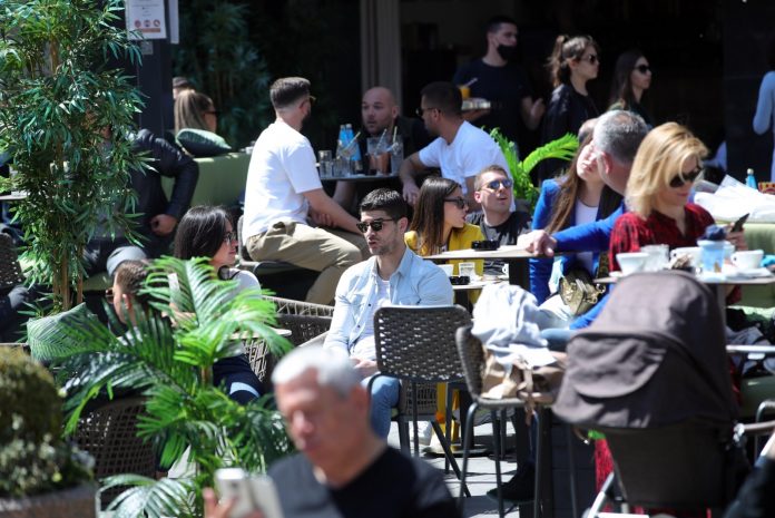 Atmosfera na najpopularnijim mjestima zagrebačke subotnje špice