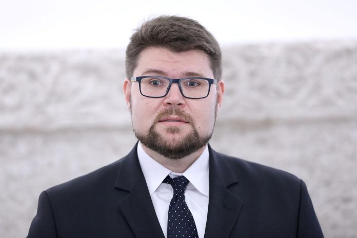 Zagreb: Predsjednik SDP-a Peđa Grbin komentirao je stanje u stranci