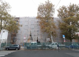 NAJSTARIJA ZAGREBAČKA ŠKOLA još uvijek nije obnovljena! Učenici u drugim školama, a rok opet probijen