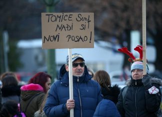Na novom prosvjedu roditelja-odgojitelja djeci govorili dvije užasne stvari za Tomaševića