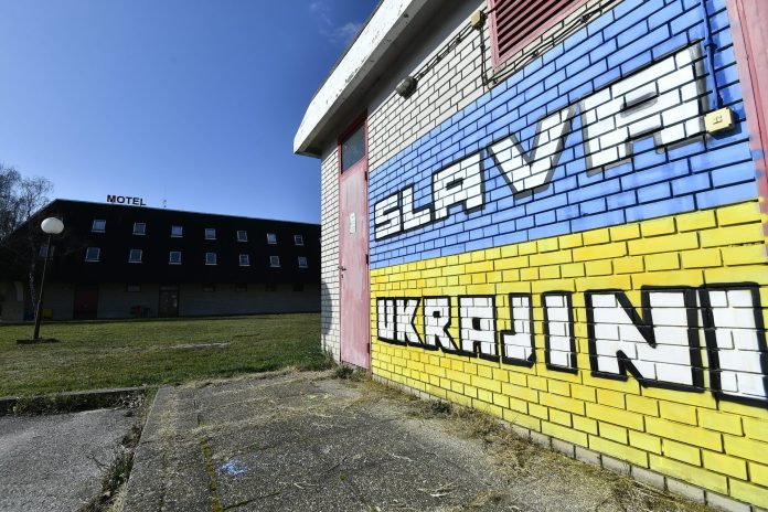 grafit_ukrajina2-280222