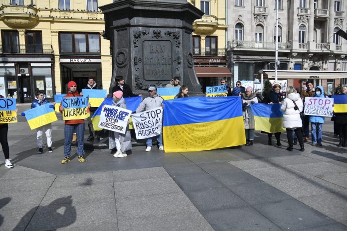 trg_prosvjed18-280222