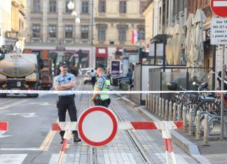 OPET POŽAR U FRANKOPANSKOJ! Vatrogasci na intervenciji, a tramvaji voze obilazno