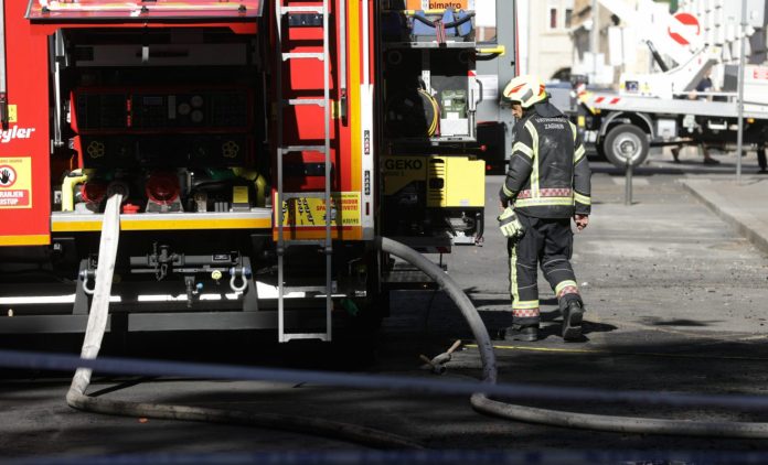 Vatrogasci/Ilustracija