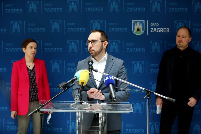 tomasevic_press2-190422