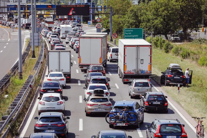 gužva, kolone, obilaznica, kolona