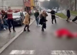 UZNEMIRUJUĆA SNIMKA: U Slavonskom Brodu brutalno pretučen mladić, nakon udarca u glavu ostao je nepomično ležati na tlu