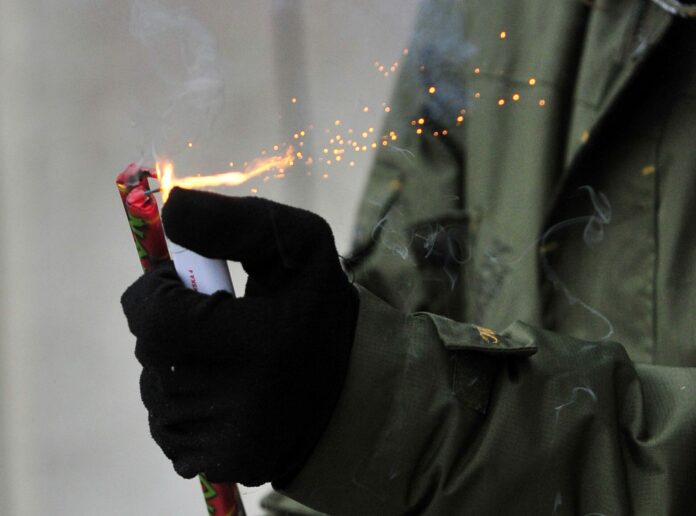 pirotehnika, petarda