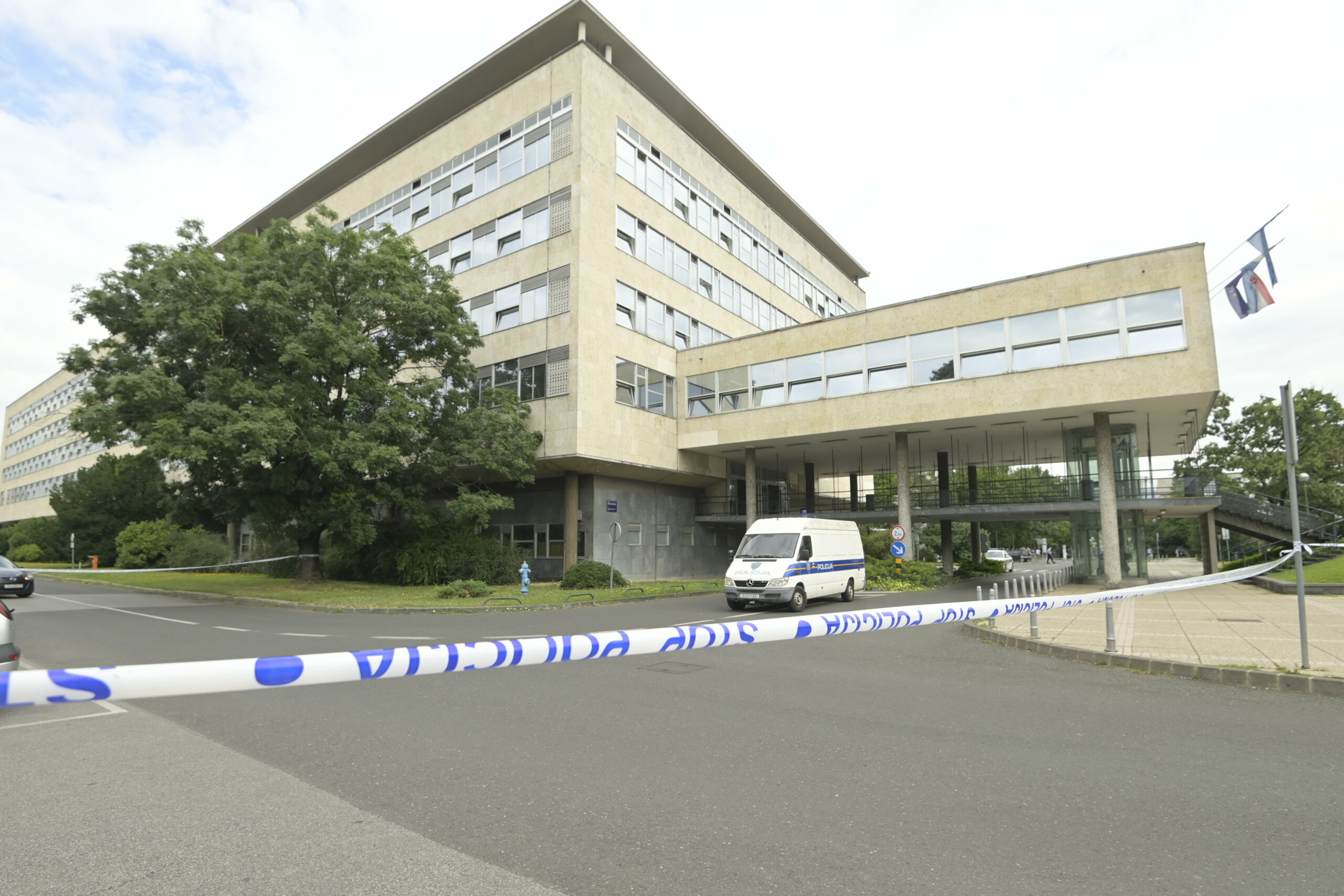 U Gradsko poglavarstvo stigla dojava o bombi: Svi djelatnici evakuirani