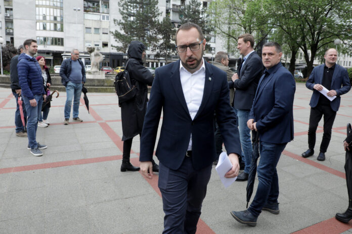 Zagreb, 02.05.2023 - Gradonacelnik Tomasevic obisao je radova na obnovi Trga Kresimira Cosica