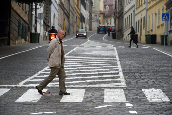 Zagreb, 14.11.2014 - Novoobnovljena Mesnicka ulica upotpunjena je horizontalnom signalizacijom