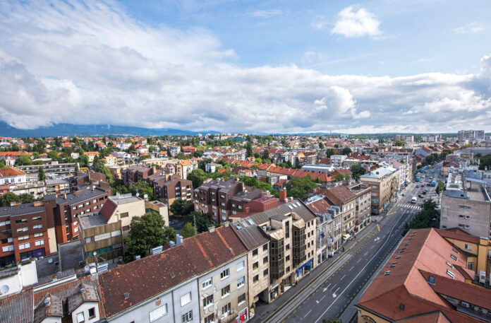 Zagreb, 29.07.2019 - Privatni stan s pogledom na centar grada