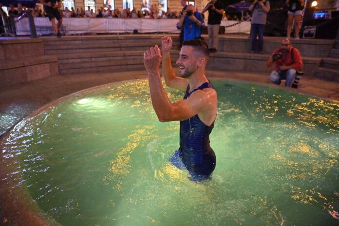 Zagreb, 08.09.2023 - Atletika: Filip Pravdica skokom u Mandusevac proslavio pobjedu u disciplini skok u dalj