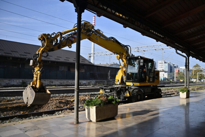 Zagreb, 18.09.2023 - Zapadni kolodvor zatvoren za prijam i otpremu putnika zbog radova