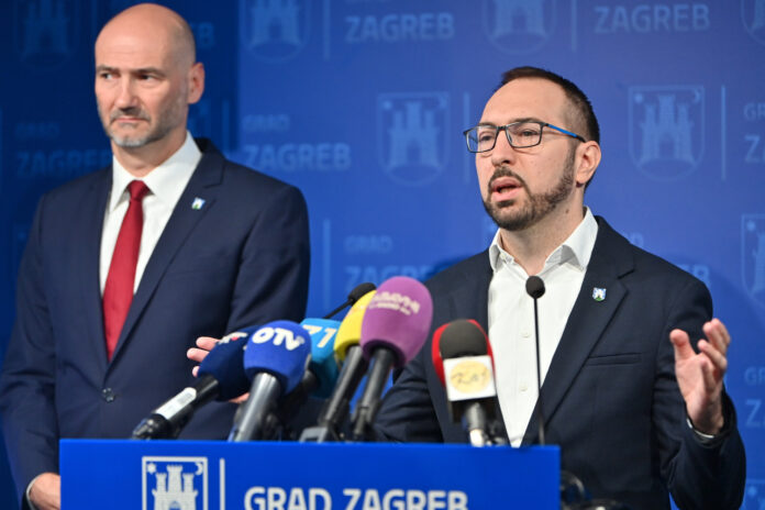Zagreb, 12.10.2023 - Gradonacelnik Tomislav Tomasevic i Josko Klisovic predstavili antikorupcijsku platformu Zvizdac