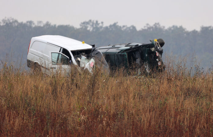 Vinkovci, 11.11.2023 - Prometna nesreca u kojoj je sudjelovao ministar obrane Mario Banozic, jedna osoba je smrtno stradala