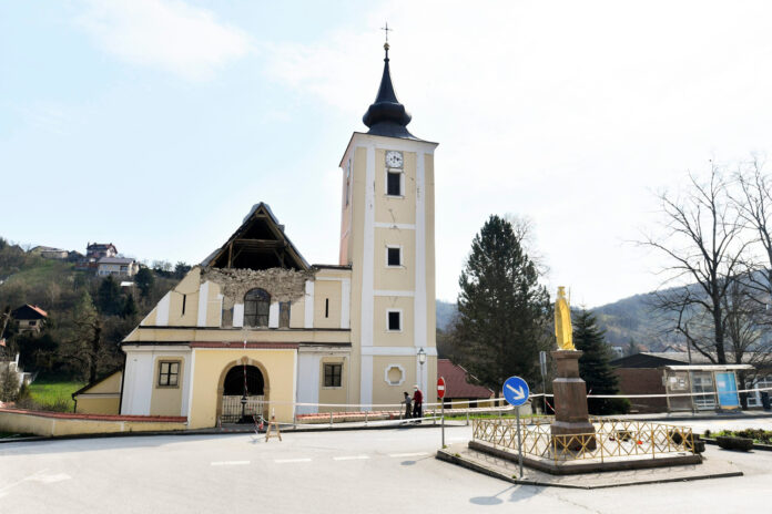 Zagreb, 29.03.2020 - Gradjevine u Cucerju koje su nastradale u proslotjednom potresu