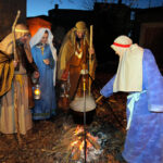 Šire se strašne slike jaslica postavljenih u srcu Europe: A pogledajte što su napravili djetetu Isusu