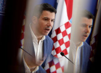 Grmoja o propucanom autu Turuduća: “Dosta je čudnovata ta priča”