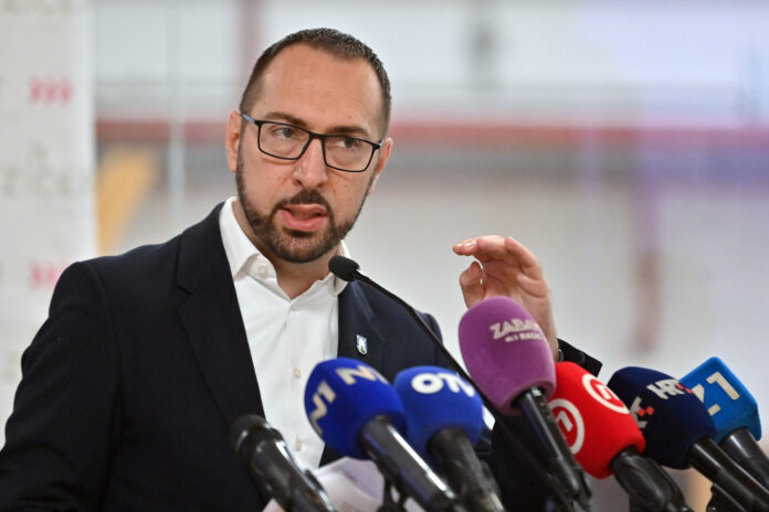 Zagreb, 21.05.2024 - Predstavljena aplikaciju za izracun suncanog potencijala krovova