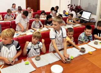 Uz potporu Favbet Foundationa održana besplatna radionica keramike za ukrajinsku djecu u Zagrebu