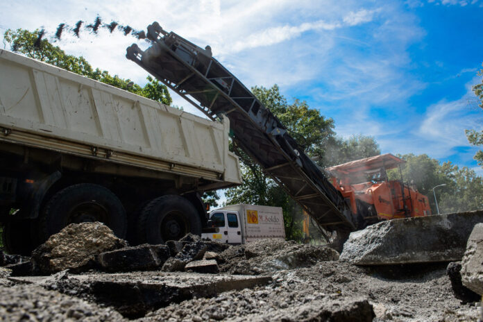 Zagreb, 16.08.2017 - Radovi na novom kruznom toku na krizanju Petrove i Bukovacke ulice