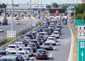 Kaos na naplatnim kućicama u Lučkom: Stvorila se kilometarska kolona, zastoj je i na A3