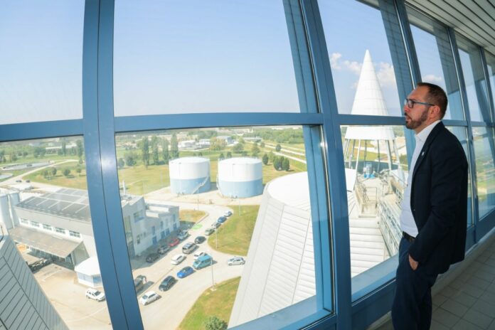 Dizajn bez naslova-393